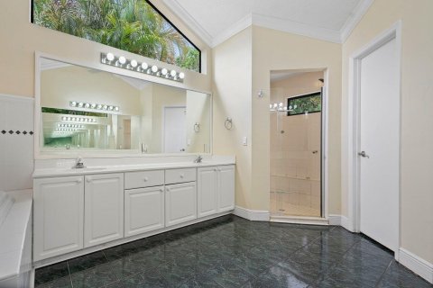 Villa ou maison à vendre à Palm City, Floride: 6 chambres, 388.24 m2 № 1118072 - photo 18