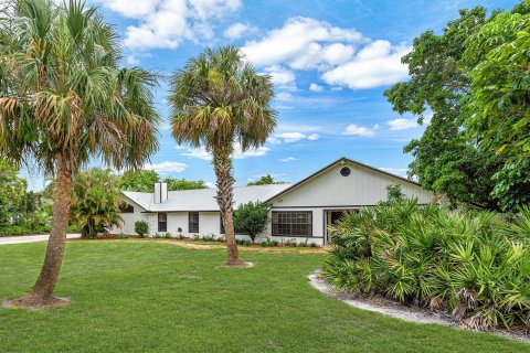 Villa ou maison à vendre à Palm City, Floride: 6 chambres, 388.24 m2 № 1118072 - photo 4
