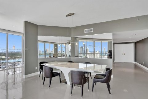 Condo in Aventura, Florida, 3 bedrooms  № 1348305 - photo 8