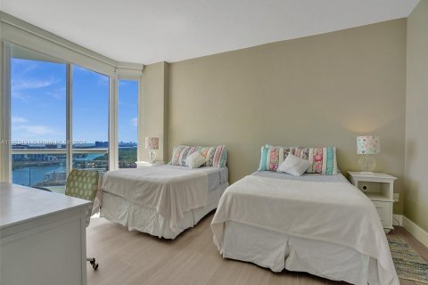 Condo in Aventura, Florida, 3 bedrooms  № 1348305 - photo 25