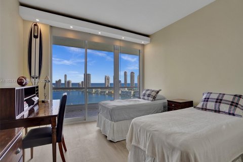 Condo in Aventura, Florida, 3 bedrooms  № 1348305 - photo 22