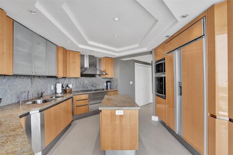 Condo in Aventura, Florida, 3 bedrooms  № 1348305 - photo 15