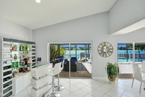 Villa ou maison à vendre à Davie, Floride: 5 chambres, 327.39 m2 № 1146298 - photo 10