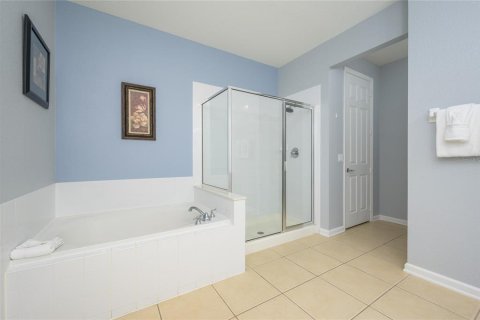 Condo in Orlando, Florida, 2 bedrooms  № 1352439 - photo 28