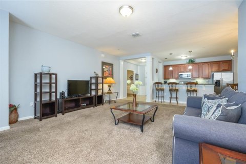 Condo in Orlando, Florida, 2 bedrooms  № 1352439 - photo 4