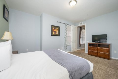 Condo in Orlando, Florida, 2 bedrooms  № 1352439 - photo 21