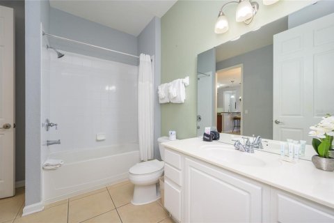 Condo in Orlando, Florida, 2 bedrooms  № 1352439 - photo 22