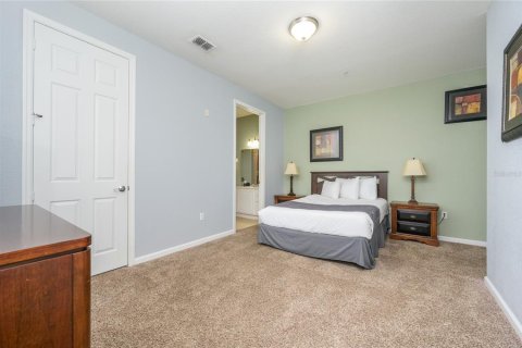 Condo in Orlando, Florida, 2 bedrooms  № 1352439 - photo 20