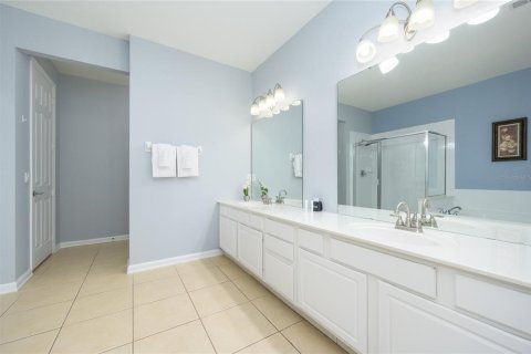 Condo in Orlando, Florida, 2 bedrooms  № 1352439 - photo 27