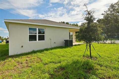 Villa ou maison à vendre à Eagle Lake, Floride: 4 chambres, 192.31 m2 № 1352475 - photo 19