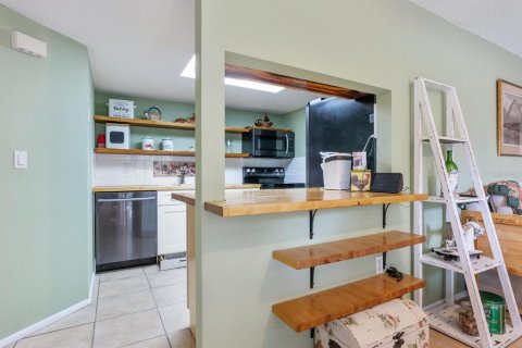 Copropriété à vendre à Bradenton, Floride: 3 chambres, 89.19 m2 № 1352438 - photo 9