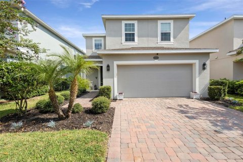 Casa en venta en DeLand, Florida, 5 dormitorios, 230.03 m2 № 1324088 - foto 1