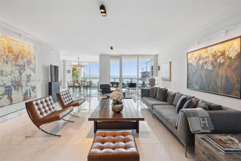 Condo in Miami, Florida, 4 bedrooms  № 1411896 - photo 7