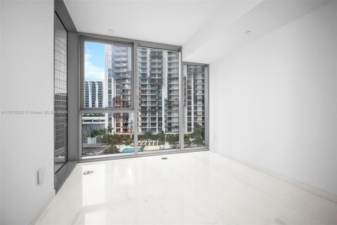 Condo in Miami, Florida, 2 bedrooms  № 1411894 - photo 14