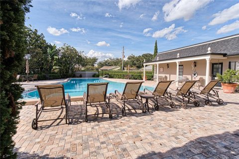 Copropriété à vendre à Orlando, Floride: 2 chambres, 151.8 m2 № 1109146 - photo 24