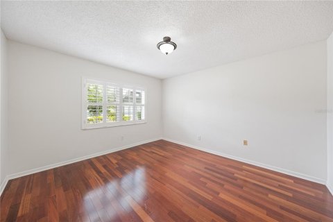 Condo in Orlando, Florida, 2 bedrooms  № 1109146 - photo 18