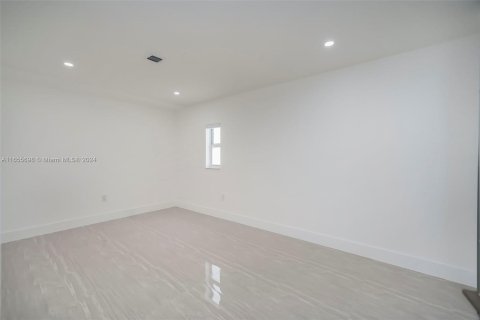 Apartment in Miami, Florida 3 bedrooms, 89.19 sq.m. № 1355182 - photo 13