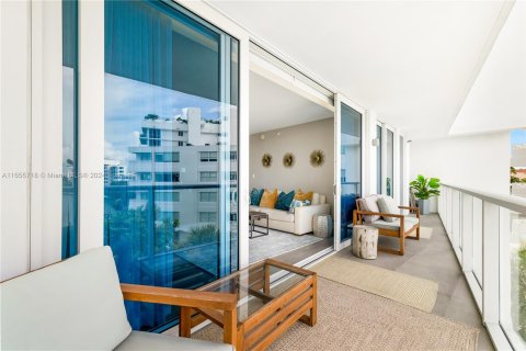 Apartamento en alquiler en Bay Harbor Islands, Florida, 2 dormitorios, 106.19 m2 № 1355183 - foto 12