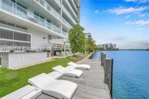 Apartamento en alquiler en Bay Harbor Islands, Florida, 2 dormitorios, 106.19 m2 № 1355183 - foto 25