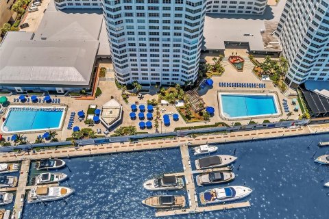 Condominio en venta en Miami, Florida, 2 dormitorios, 91.97 m2 № 1391974 - foto 7