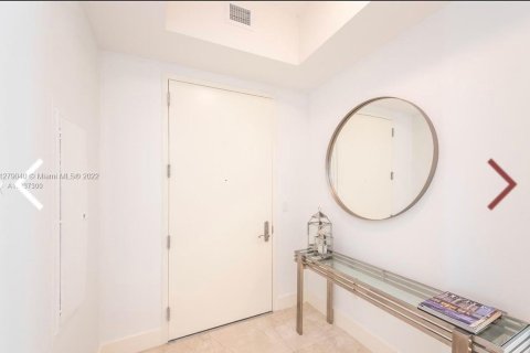 Condo in Sunny Isles Beach, Florida, 2 bedrooms  № 120328 - photo 4