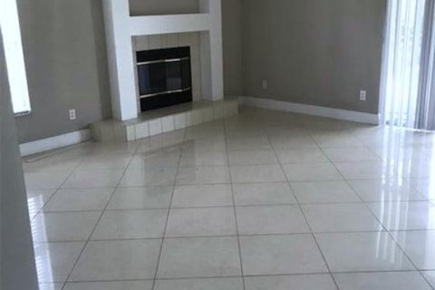 Casa en venta en Orlando, Florida, 4 dormitorios, 190.91 m2 № 1400696 - foto 7