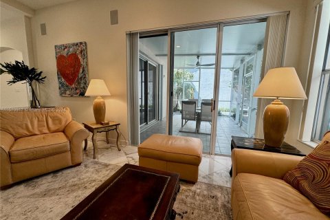 Villa ou maison à vendre à Hollywood, Floride: 4 chambres, 235.69 m2 № 1132125 - photo 6