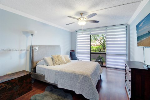 Condo in Miami, Florida, 2 bedrooms  № 1391967 - photo 10