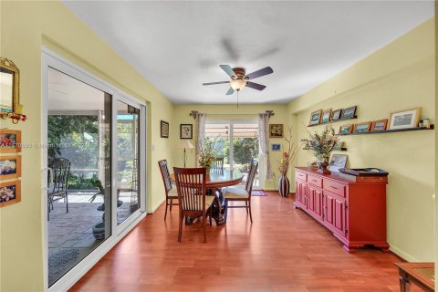 Casa en venta en Hollywood, Florida, 3 dormitorios, 140.75 m2 № 1391968 - foto 9