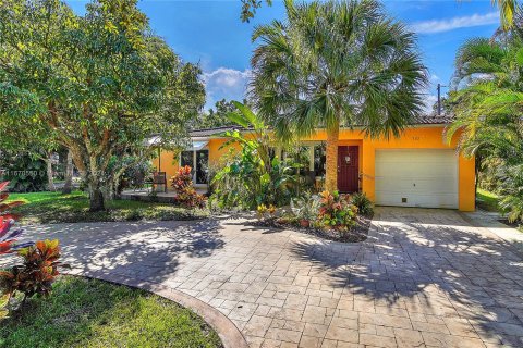 Casa en venta en Hollywood, Florida, 3 dormitorios, 140.75 m2 № 1391968 - foto 2