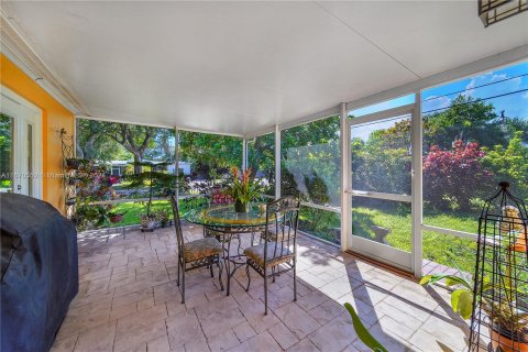 Casa en venta en Hollywood, Florida, 3 dormitorios, 140.75 m2 № 1391968 - foto 11