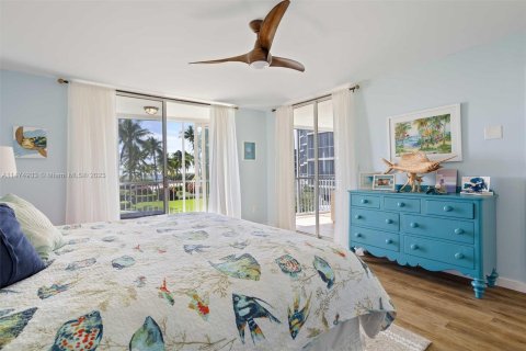Condominio en venta en Islamorada, Village of Islands, Florida, 4 dormitorios, 168.43 m2 № 785118 - foto 17