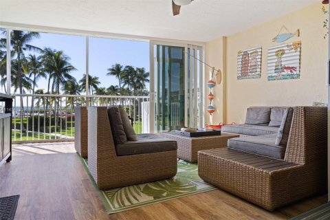 Condominio en venta en Islamorada, Village of Islands, Florida, 4 dormitorios, 168.43 m2 № 785118 - foto 27
