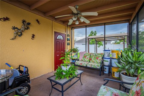 Casa en venta en Kissimmee, Florida, 5 dormitorios, 240.06 m2 № 1296958 - foto 29