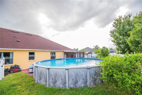 Villa ou maison à vendre à Kissimmee, Floride: 5 chambres, 240.06 m2 № 1296958 - photo 8