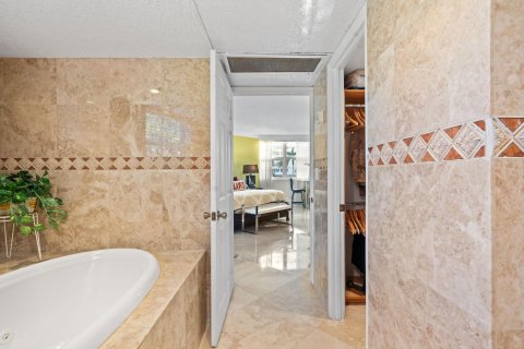 Condominio en venta en Boca Raton, Florida, 2 dormitorios, 142.6 m2 № 805537 - foto 10