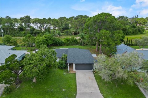 Villa ou maison à vendre à Palm Bay, Floride: 3 chambres, 111.48 m2 № 1319638 - photo 24