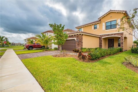 Villa ou maison à vendre à Lake Worth, Floride: 5 chambres, 260.96 m2 № 1289339 - photo 2