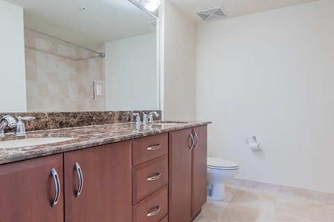 Condo in West Palm Beach, Florida, 2 bedrooms  № 1207864 - photo 4