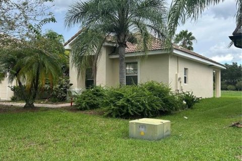 Villa ou maison à louer à Kissimmee, Floride: 4 chambres, 178.65 m2 № 1347250 - photo 5