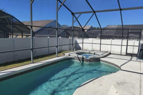 Casa en alquiler en Kissimmee, Florida, 4 dormitorios, 166.39 m2 № 1347178 - foto 16