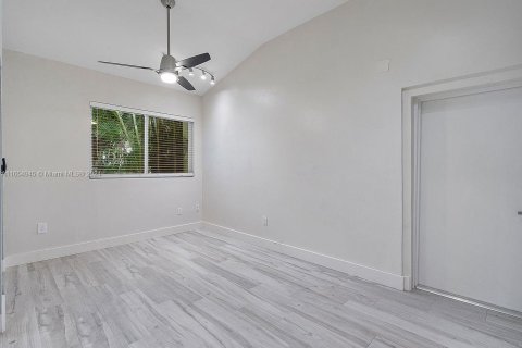 Casa en venta en Coral Gables, Florida, 3 dormitorios, 184.97 m2 № 1360476 - foto 11