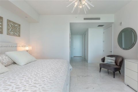 Copropriété à louer à Bal Harbour, Floride: 2 chambres, 158.31 m2 № 1360441 - photo 12