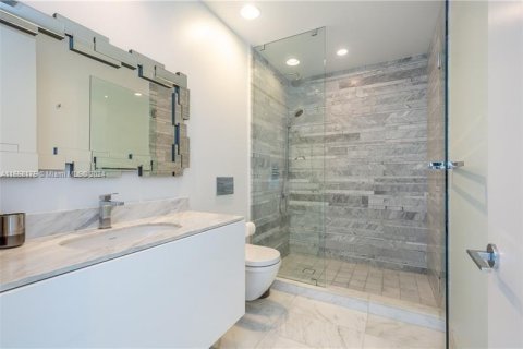 Copropriété à louer à Bal Harbour, Floride: 2 chambres, 158.31 m2 № 1360441 - photo 21