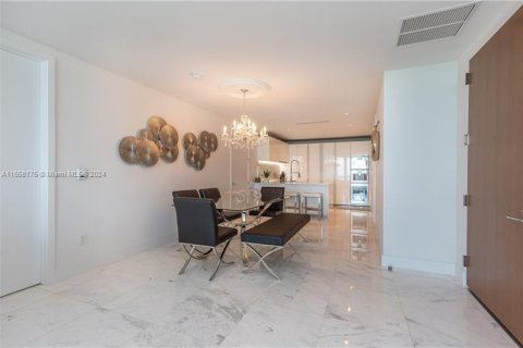 Copropriété à louer à Bal Harbour, Floride: 2 chambres, 158.31 m2 № 1360441 - photo 7