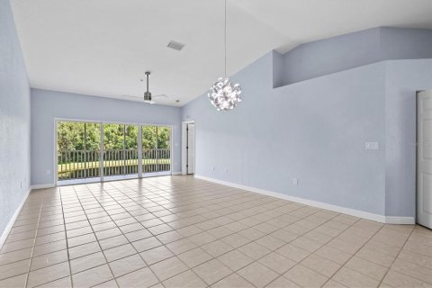 Copropriété à vendre à Bradenton, Floride: 2 chambres, 127.09 m2 № 1344411 - photo 13