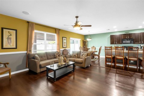 Casa en venta en Davenport, Florida, 5 dormitorios, 250.46 m2 № 1349885 - foto 3