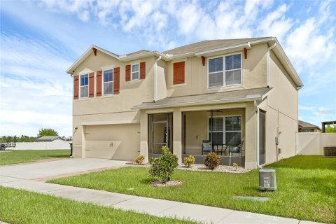 House in Davenport, Florida 5 bedrooms, 250.46 sq.m. № 1349885 - photo 6