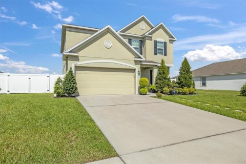 Villa ou maison à vendre à Dundee, Floride: 3 chambres, 208.47 m2 № 1352537 - photo 2