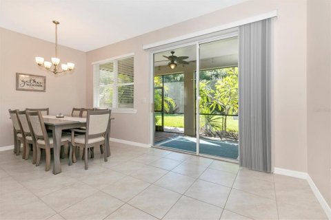 House in Venice, Florida 3 bedrooms, 170.2 sq.m. № 1352375 - photo 20